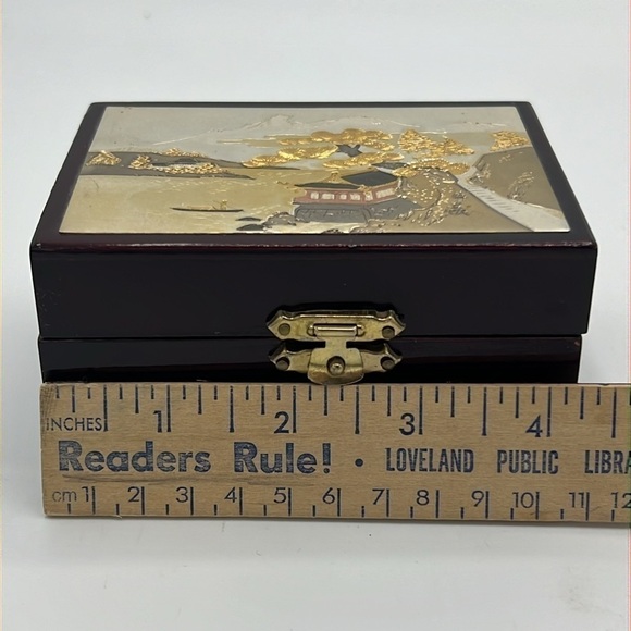ORIGINAL CHOKIN ART COLLECTION SMALL JEWELRY BOX WITH RED INTERIOR - Picture 11 of 11